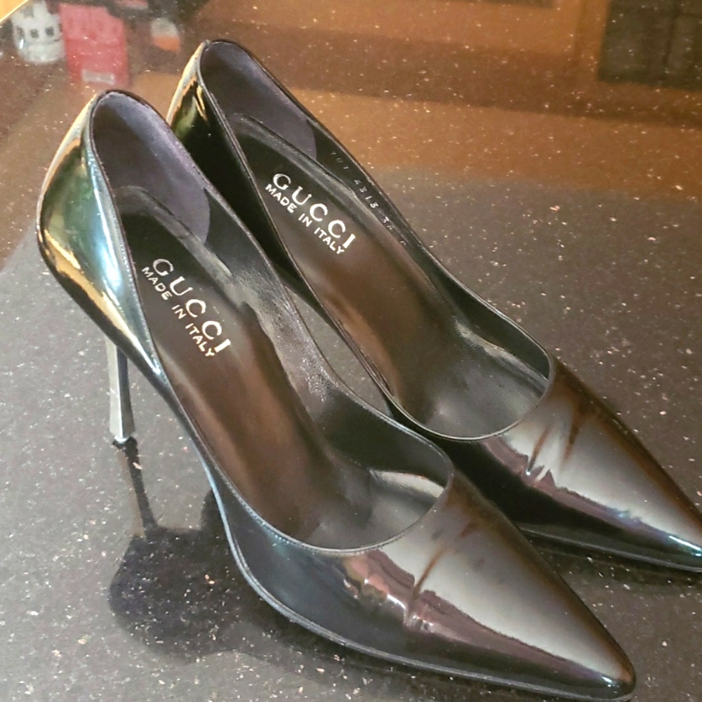 GUCCI black heels 👠
